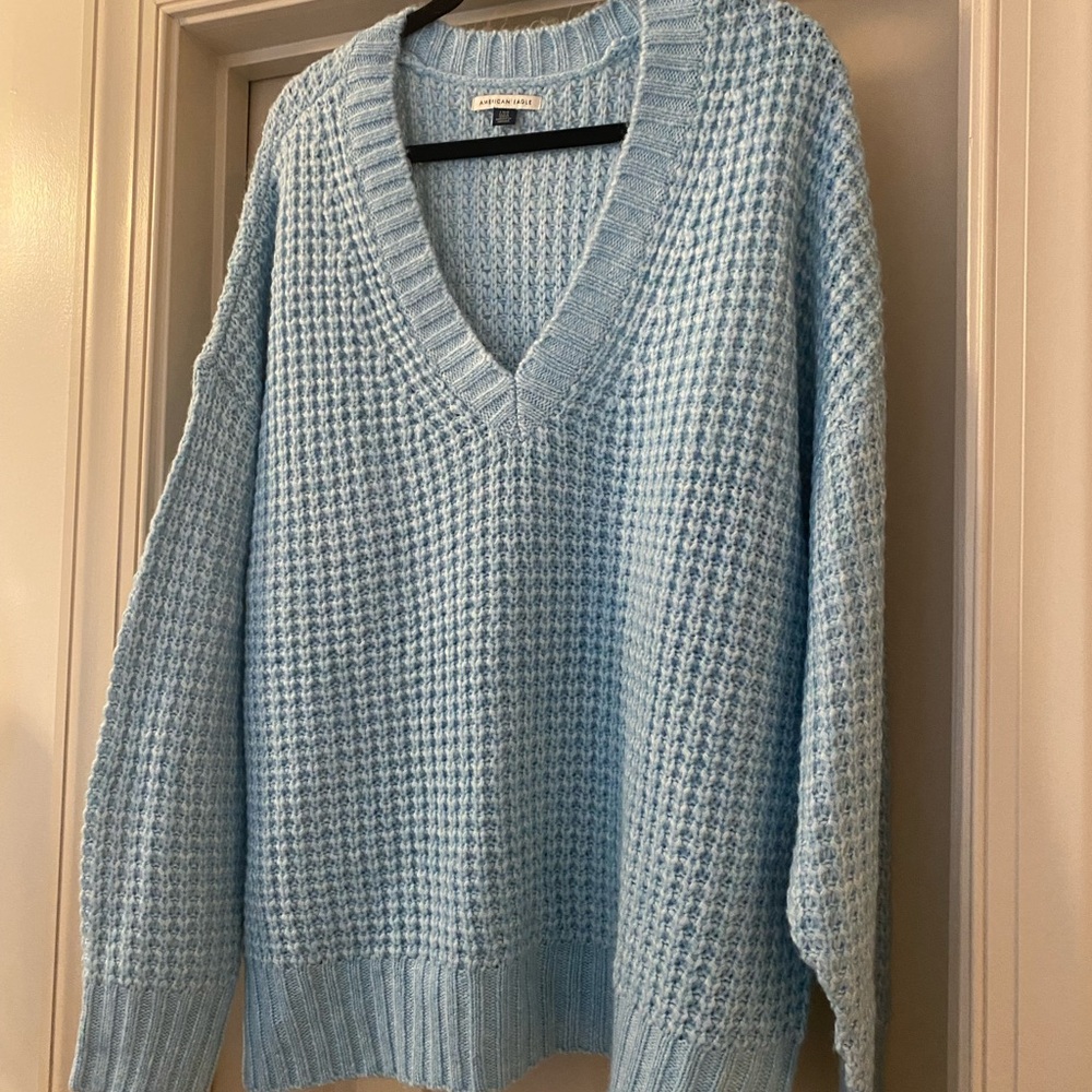 American Eagle Outfitters Large Sky Blue V-Neck Oversized Sweater